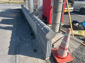 42351